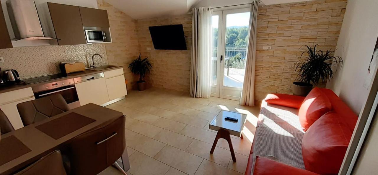 Holiday Hvar Vrbanj Εξωτερικό φωτογραφία